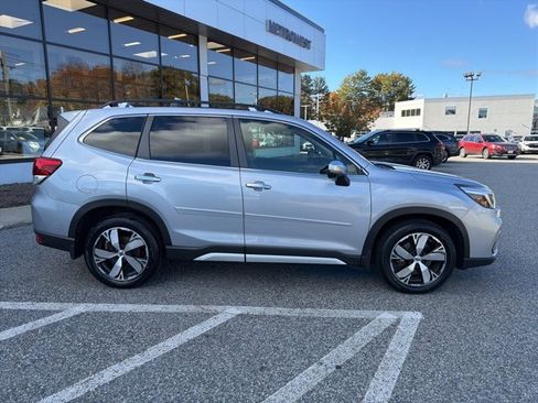 Used 2019 Subaru Forester Touring image 11