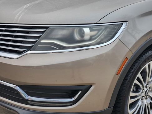 Used 2017 Lincoln MKX Reserve image 6