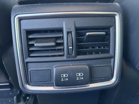 Certified 2023 Subaru Forester Limited w/ Popular Package #3 image 8