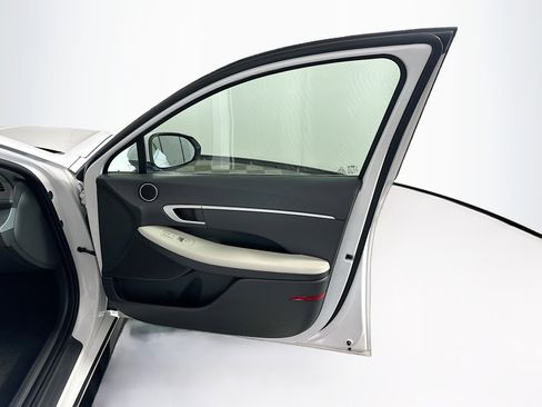 Used 2025 Hyundai Sonata SEL image 32