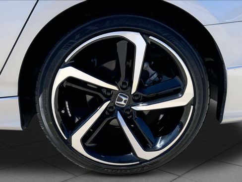 Used 2021 Honda Accord Sport image 11