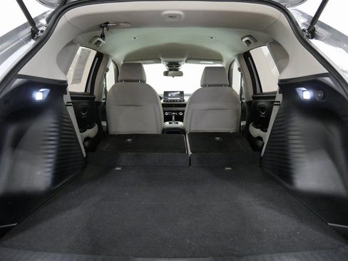 Used 2025 Honda HR-V LX image 27