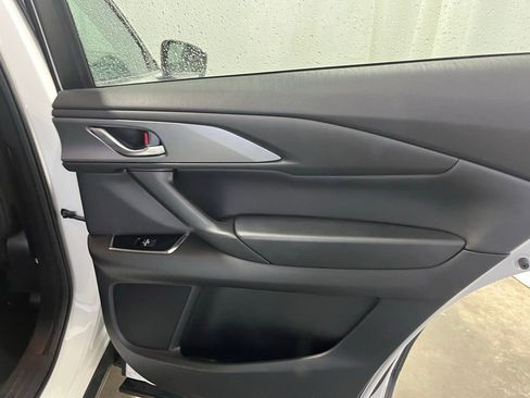 Used 2023 MAZDA CX-9 Touring image 24