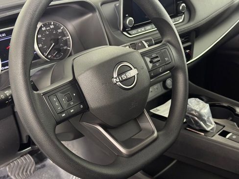 New 2026 Nissan Rogue S image 8