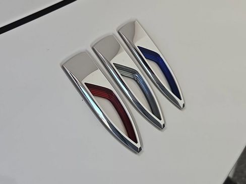 Used 2025 Buick Envista Sport Touring image 35