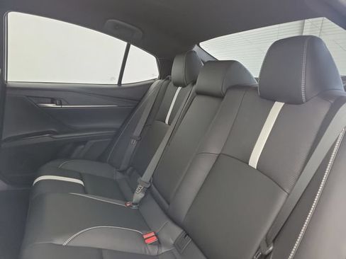 Used 2025 Toyota Camry SE w/ Convenience Package FWD image 13