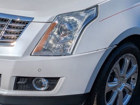 Used 2016 Cadillac SRX Performance w/ Driver Awareness Package image 9