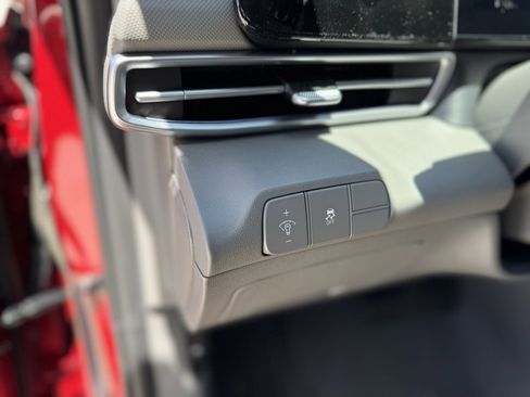 New 2025 Hyundai Elantra SEL image 20