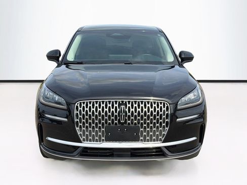 Used 2024 Lincoln Corsair AWD image 2