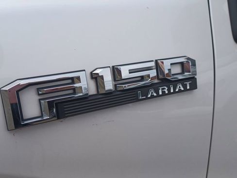 Used 2019 Ford F150 Lariat w/ Equipment Group 502A Luxury image 3