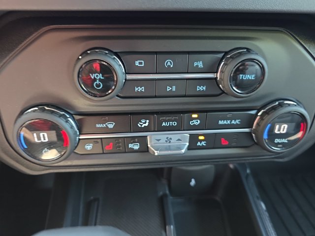 Used 2025 Ford Bronco Outer Banks AWD/4WD image 24