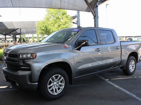 Used 2021 Chevrolet Silverado 1500 RST image 8