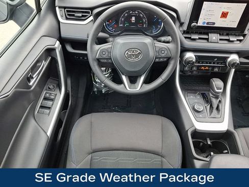 Used 2023 Toyota RAV4 SE w/ Convenience Package AWD/4WD image 3