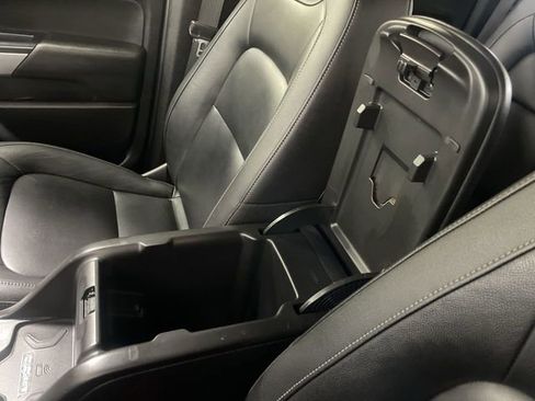 Used 2020 Chevrolet Colorado ZR2 image 21