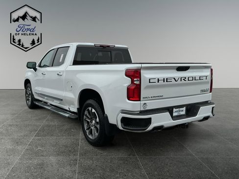Used 2024 Chevrolet Silverado 1500 High Country w/ Technology Package image 3