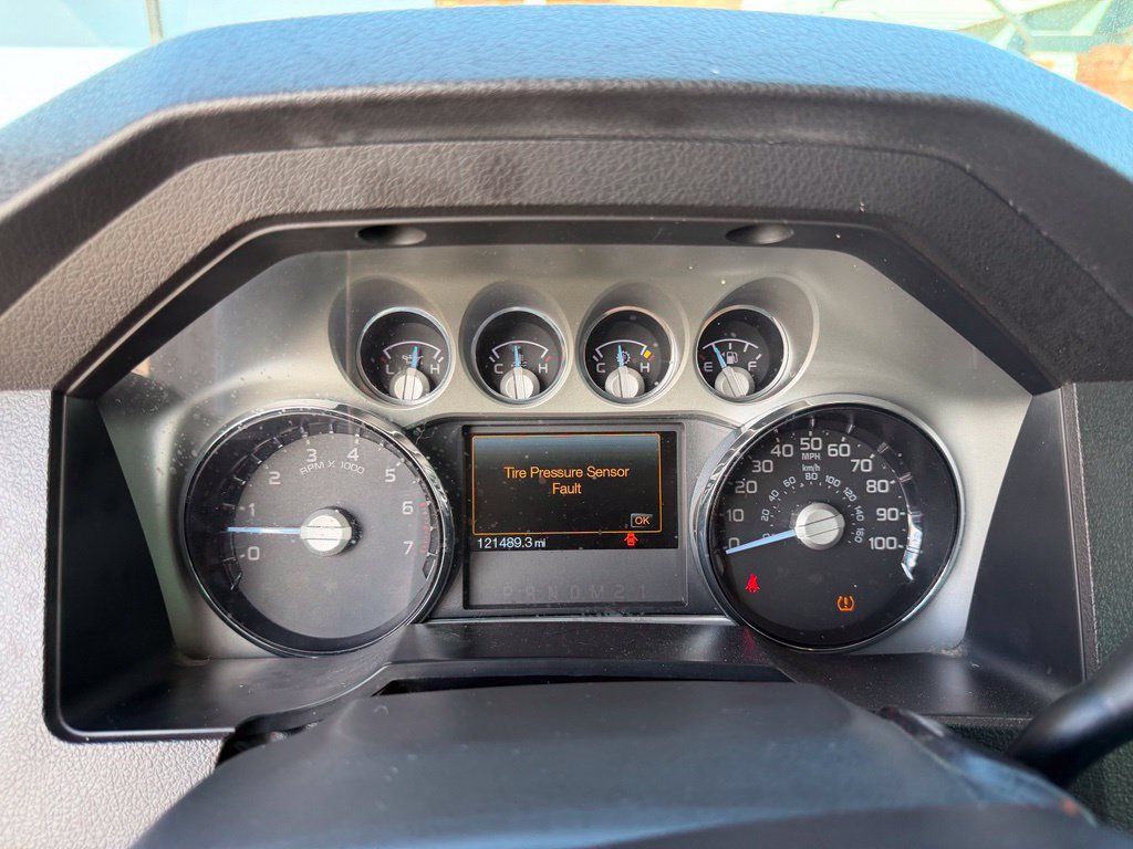 Used 2016 Ford F250 Lariat w/ Lariat Interior Package AWD/4WD image 11