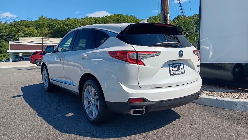 Used 2024 Acura RDX SH-AWD image 3