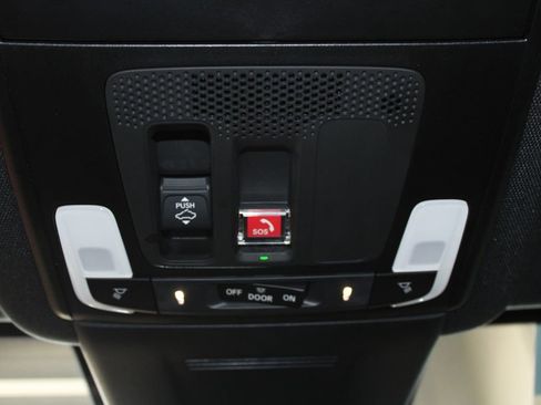 Used 2026 Honda CR-V Sport Touring image 41