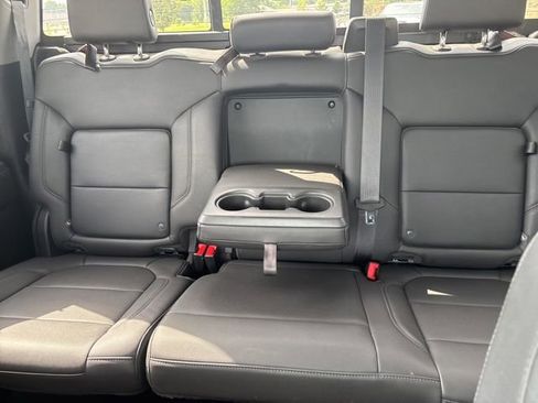 Used 2021 Chevrolet Silverado 1500 LT Trail Boss w/ Convenience Package II AWD/4WD image 41