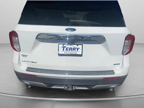 Used 2020 Ford Explorer Limited w/ Class III Trailer Tow Package image 4
