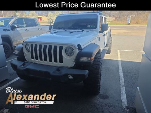 Used 2021 Jeep Gladiator Sport w/ Trailer Tow Package AWD/4WD image 1