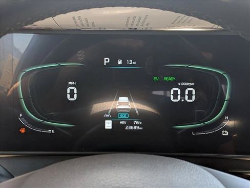 Used 2023 Kia Sportage X-Line AWD/4WD image 11