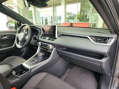 Certified 2023 Toyota RAV4 SE w/ Convenience Package AWD/4WD image 26