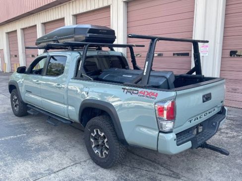 Used 2022 Toyota Tacoma TRD Off-Road image 3
