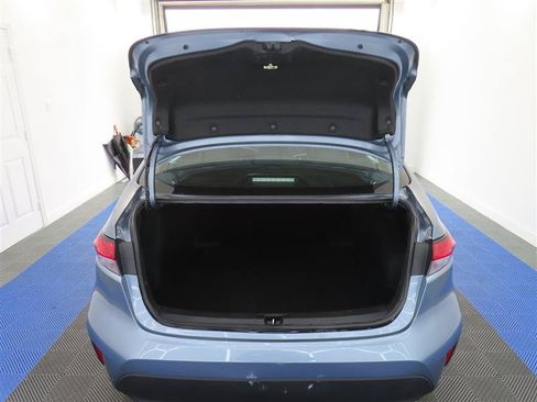 Used 2024 Toyota Corolla LE FWD image 12