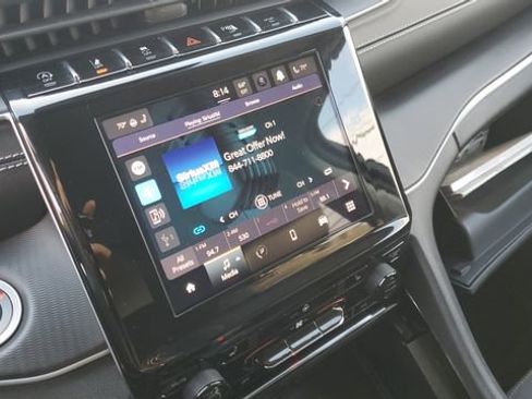 Used 2023 Jeep Grand Cherokee L Laredo w/ Luxury Tech Group I image 12