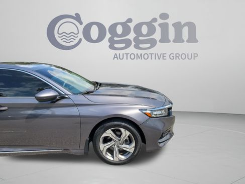 Used 2019 Honda Accord EX image 32