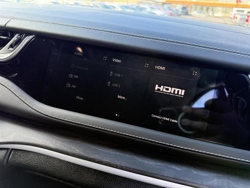 Used 2022 Jeep Grand Cherokee Limited 4xe w/ Luxury Tech Group II image 31