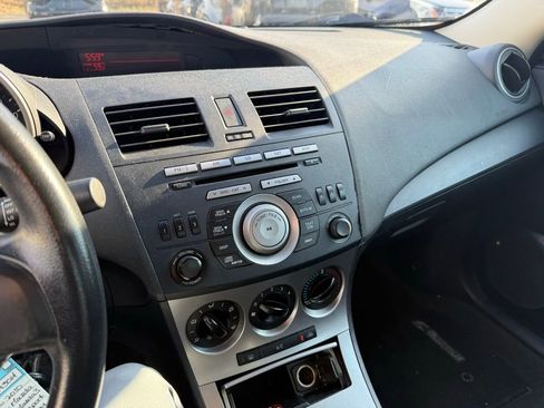 Used 2010 MAZDA MAZDA3 i Sport image 9