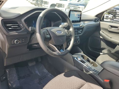 Used 2024 Ford Escape Active FWD image 9