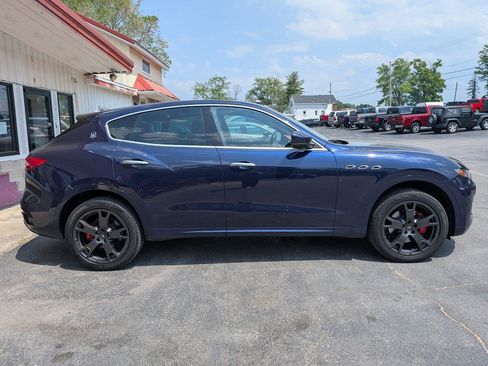 Used 2019 Maserati Levante image 16