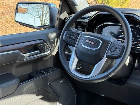 Used 2024 GMC Sierra 1500 SLT w/ SLT Premium Package image 11
