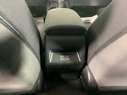 Used 2023 Toyota Corolla LE image 33