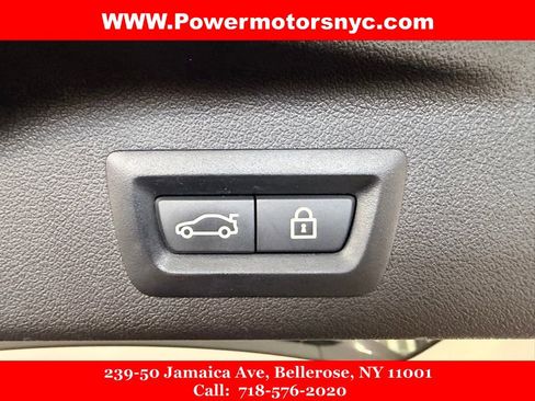 Used 2021 BMW X7 xDrive40i w/ Premium Package AWD/4WD image 27