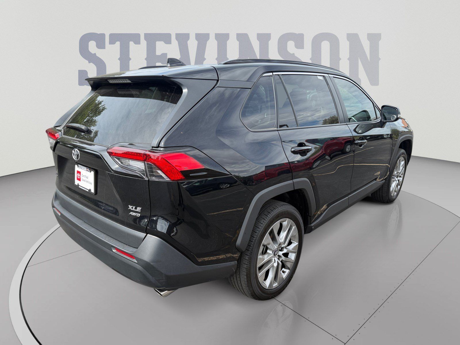Certified 2024 Toyota RAV4 XLE Premium AWD/4WD image 5