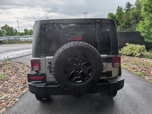 Used 2017 Jeep Wrangler Unlimited Sport AWD/4WD image 5