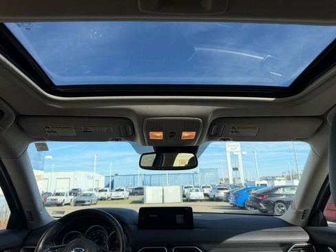 Used 2022 MAZDA CX-5 AWD 2.5 S w/ Preferred Package image 9