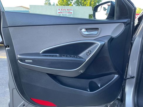 Used 2017 Hyundai Santa Fe Sport image 10