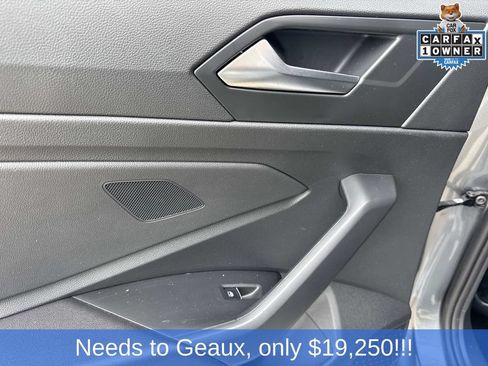 Used 2025 Volkswagen Jetta Sport FWD image 30