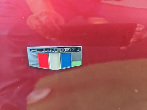 Used 2017 Chevrolet Camaro LT RWD image 33