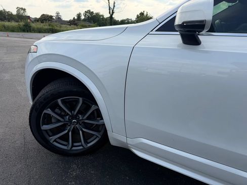 Used 2016 Volvo XC90 T6 Momentum w/ Momentum Plus Package AWD/4WD image 45