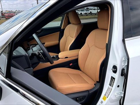 Used 2026 Lexus NX 350 350 Base w/ Accessory Package (Z1) image 35