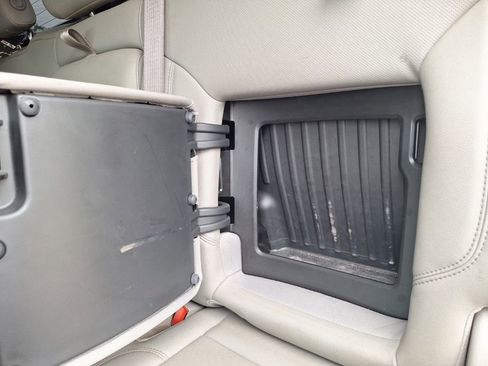 Used 2022 GMC Sierra 1500 SLT image 30