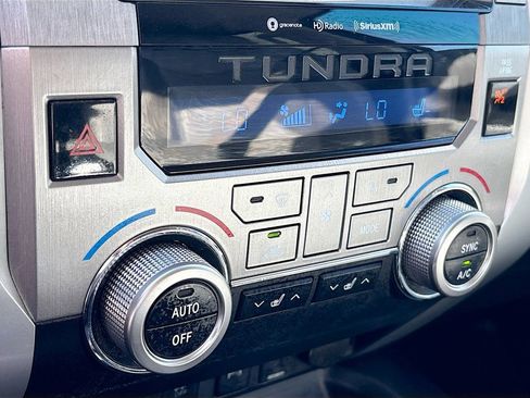 Used 2021 Toyota Tundra Limited w/ Limited Premium Package RWD image 16