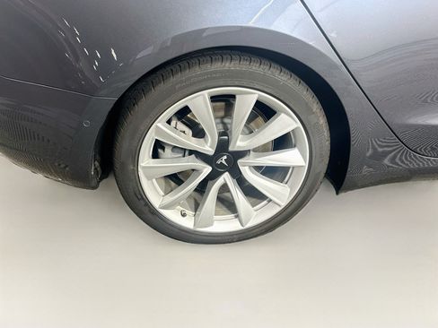 Used 2018 Tesla Model 3 Long Range AWD/4WD image 11