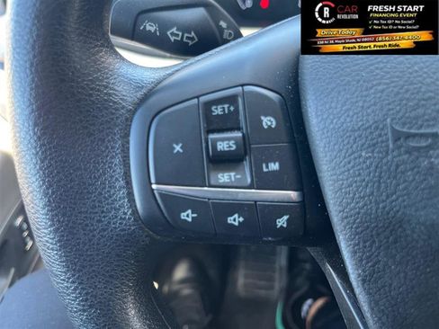 Used 2024 Ford Transit 350 XLT RWD image 21